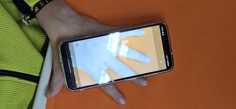 hand2
